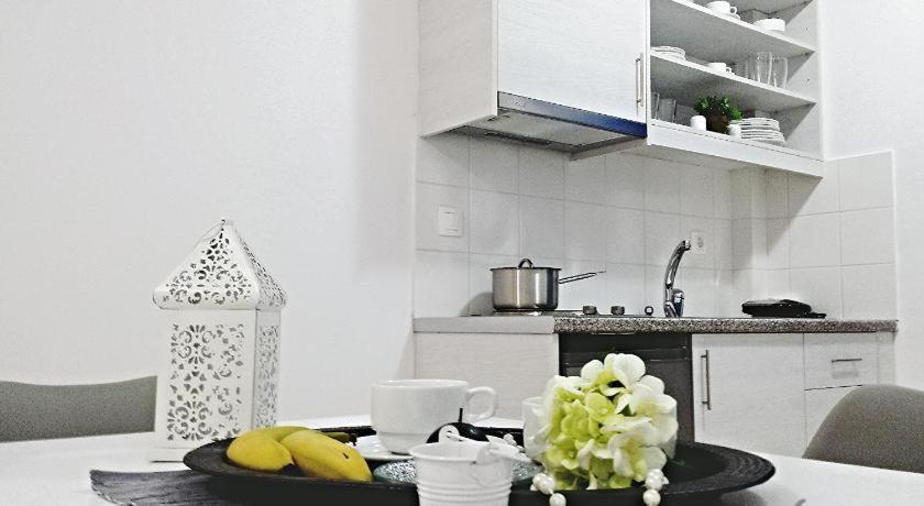 Crown Apartments Kalyves Luaran gambar