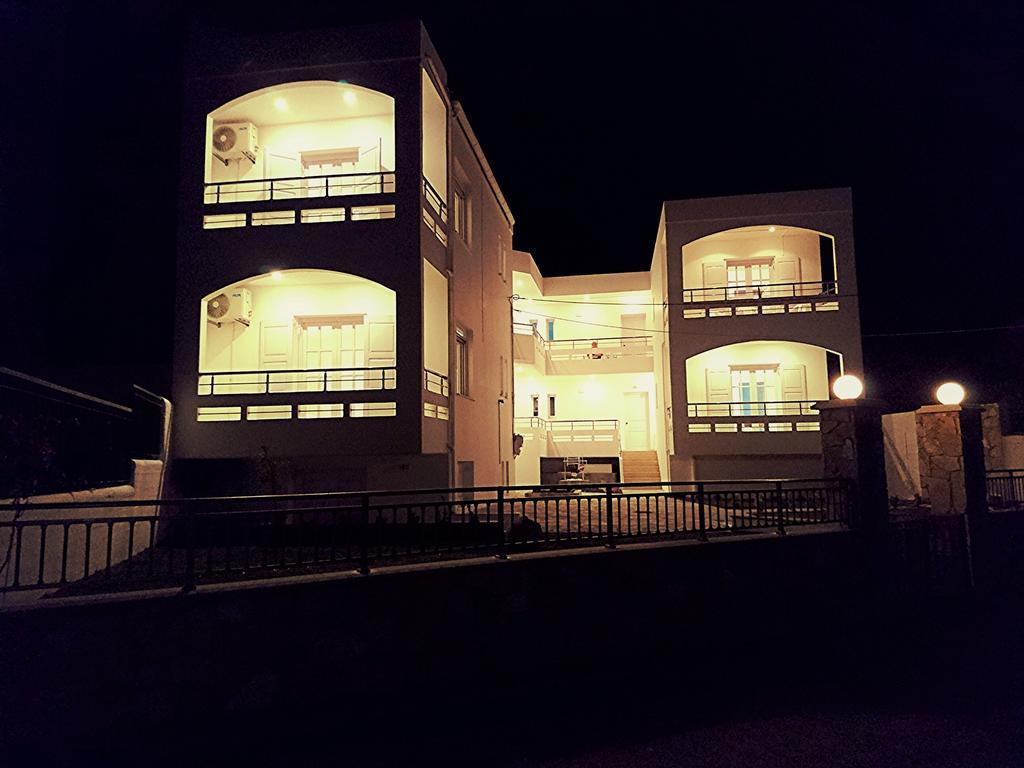 Crown Apartments Kalyves Luaran gambar