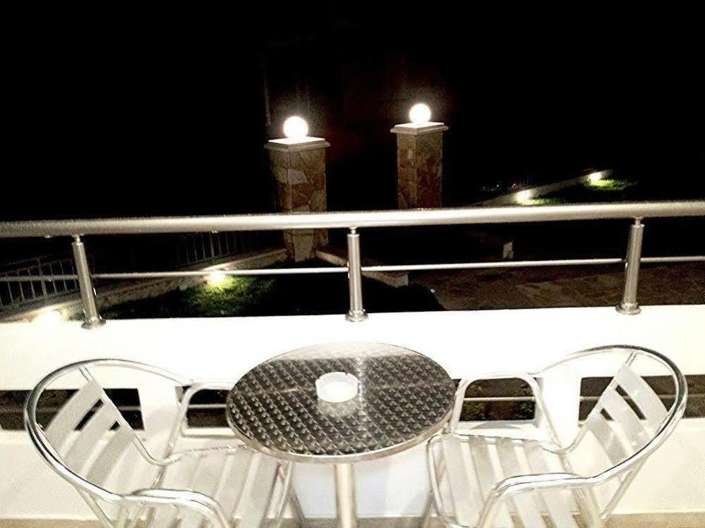 Crown Apartments Kalyves Luaran gambar