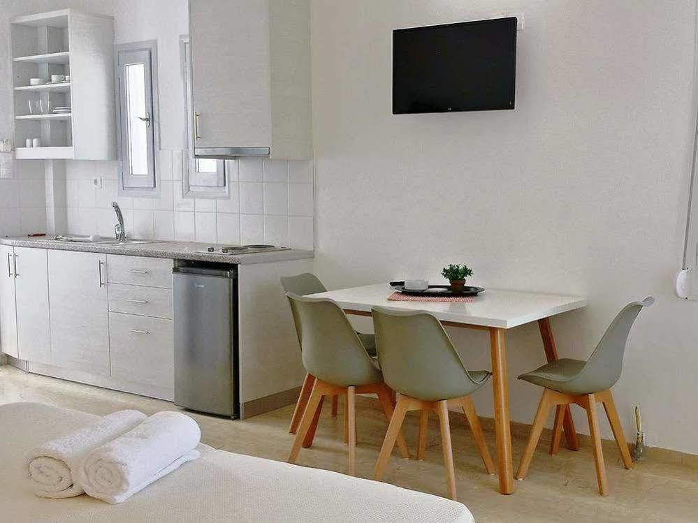 Crown Apartments Kalyves Luaran gambar