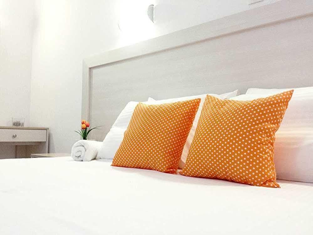 Crown Apartments Kalyves Luaran gambar