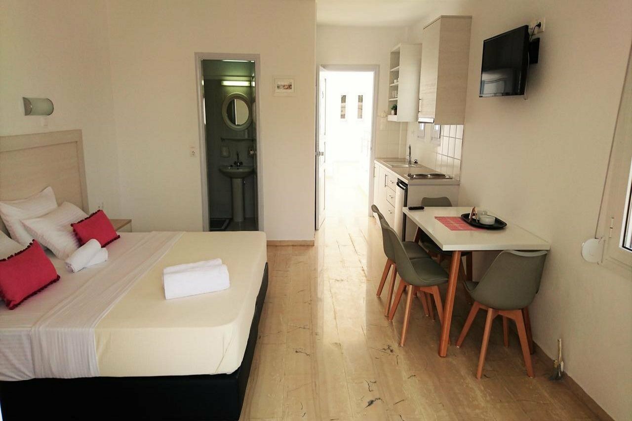 Crown Apartments Kalyves Luaran gambar